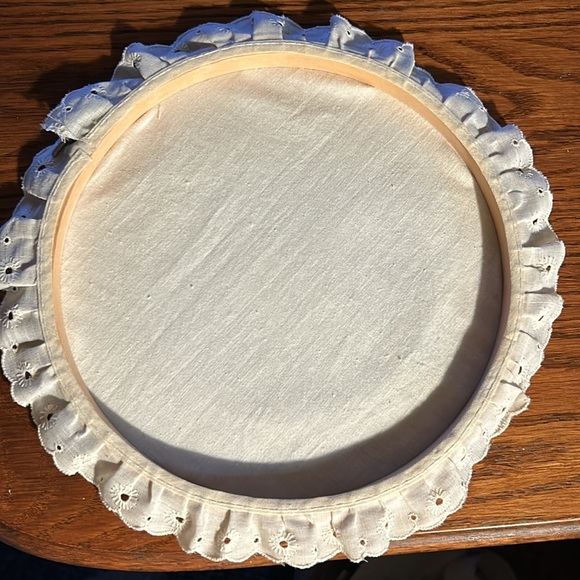 “A Mother’s Love” crossstitch, 9.5” diameter. Handmade, ready to hang. Lace edge - Picture 2 of 4